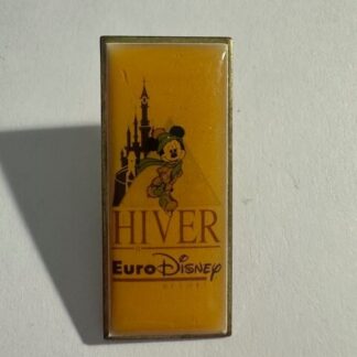 Mickey Skating Disney Pin HIVER Winter Euro Disney Cast Member (B7)