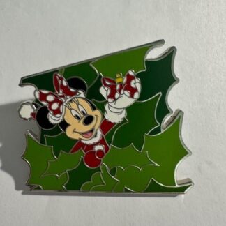 New 2022 Minnie Mouse Disney Advent Calendar  Wreath Pin LE 2220 (A7)