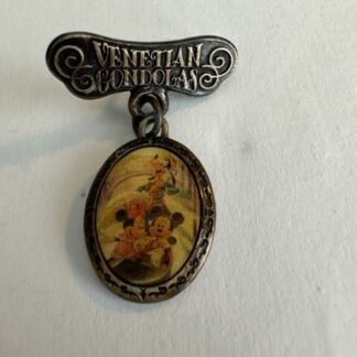 Tokyo Disney Sea Venetian Gondolas Mickey and Minnie Disney Pin (C5)