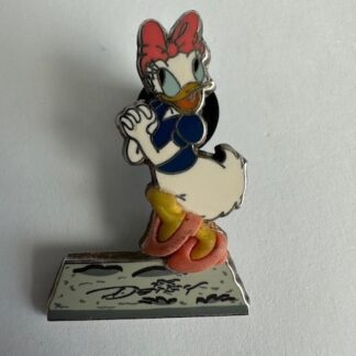 WDW - Daisy Duck - Foot & Hand Prints - Free-D 2002 Disney Pin F9
