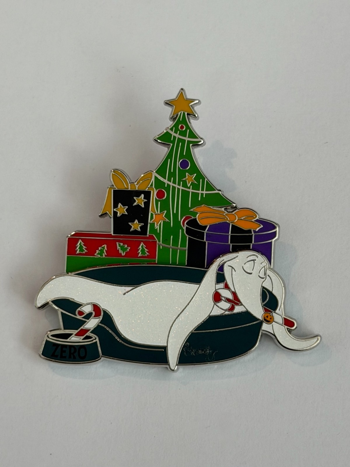 Zero Sleeping in Front of a Christmas Tree NBC 2025 Candy Cane Disney Pin H7