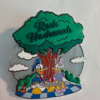 2023 Disney Parks Donald Daisy Duck Rosh Hashanah LR Pin (C0)