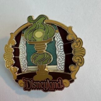 DLR - Walt Disney - Apartment Lamp - VIP Tour Disney Pin (D6)