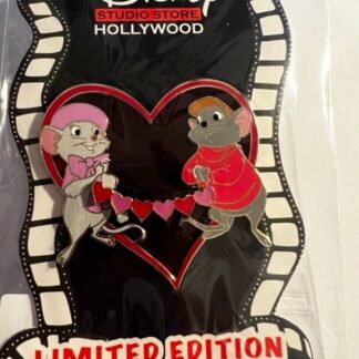 DSSH Bianca And Bernard Love Is In The Air Heart LE 400 Rescuers Disney Pin (B)