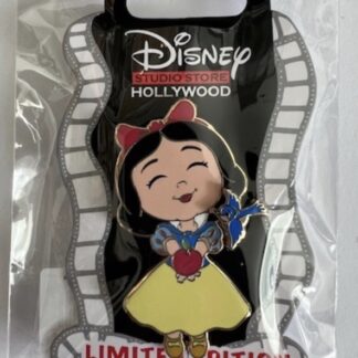 DSSH Princess Series Snow White and The Seven Dwarfs  LE 400 Disney Pin B