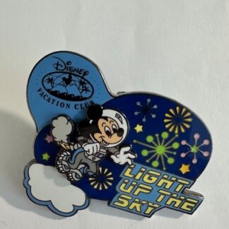 DVC Light Up the Sky LE Mickey Mouse Vacation Club Disney Pin C3