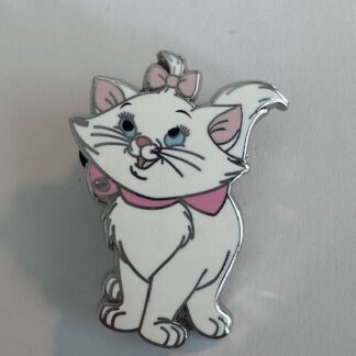 Disney Marie Pin from Aristocats Disneyland Paris Cast Refresh Lanyard Pin (D7