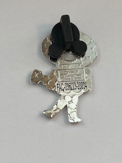 Disney Pixar Coco Ernesto De La Cruz Day Of The Dead Guitar Disney Pin (A4) - Image 3