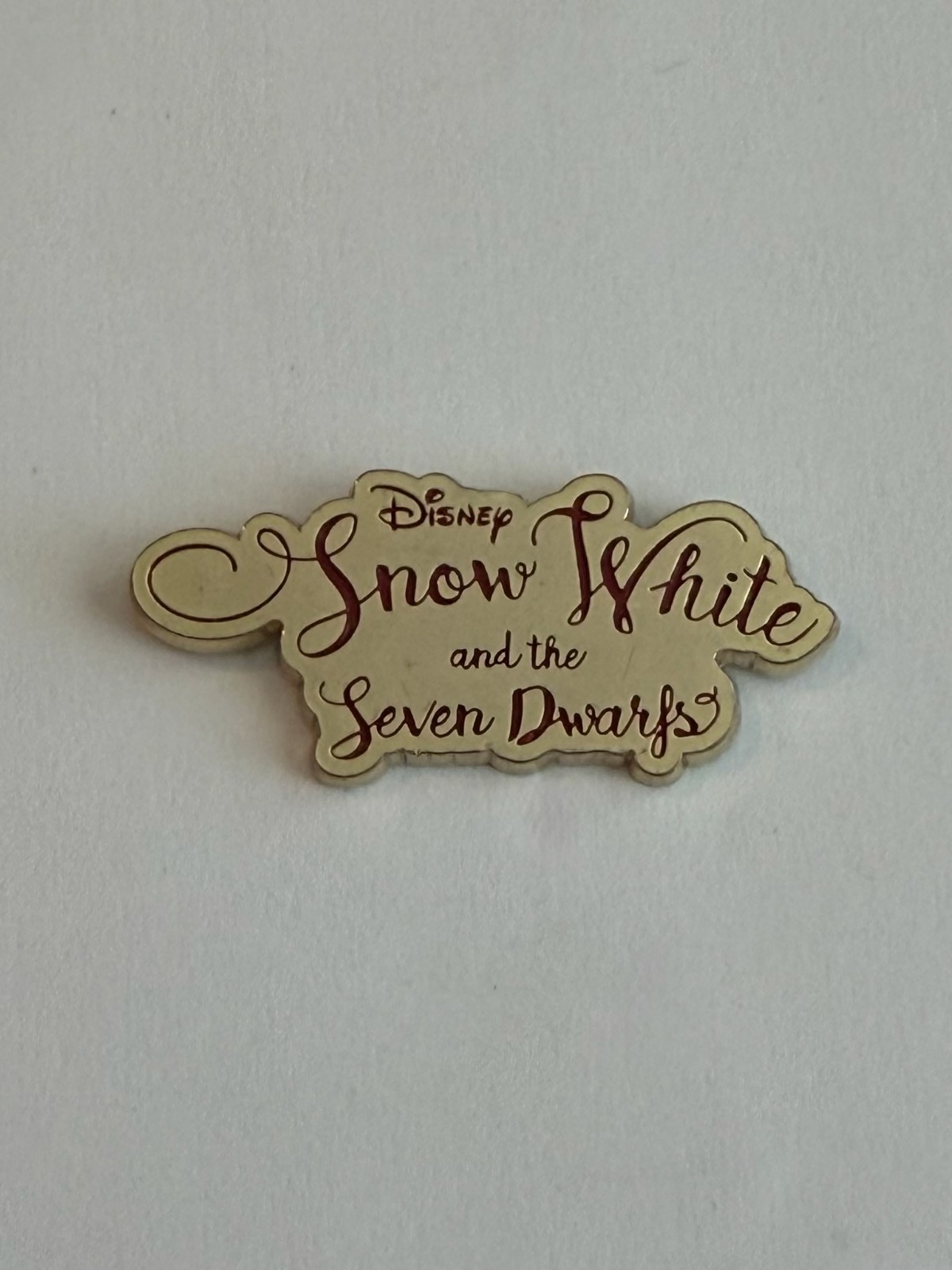 Disney Store Japan Snow White 80th Anniversary Name Disney Pin H6