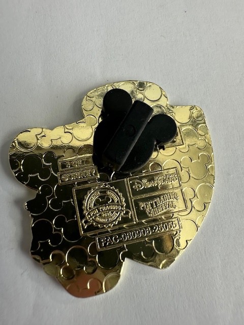 HKDL Donald Character Shields Mystery Pin Trading 2025 Hong Kong Disney Pin B9 - Image 3