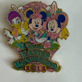 Japan - Daisy Duck, Mickey and Minnie - Easter Wonderland 2012 Disney Pin E1