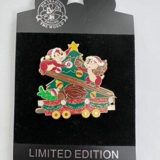 LE 150 Chip & Dale Christmas Tree Holiday Train Santa hat Disney Pin (B)