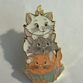 Loungefly - Aristocats Stacked Marie Talouse Berlioz Disney Pin A4