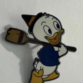 Loungefly Dewey Witch Hat Carrying Broom Halloween Trick Or Disney Pin (E9)