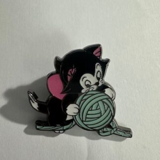 Loungefly - Figaro - Disney Cats with Yarn Balls - Mystery 2025 Disney Pin F8