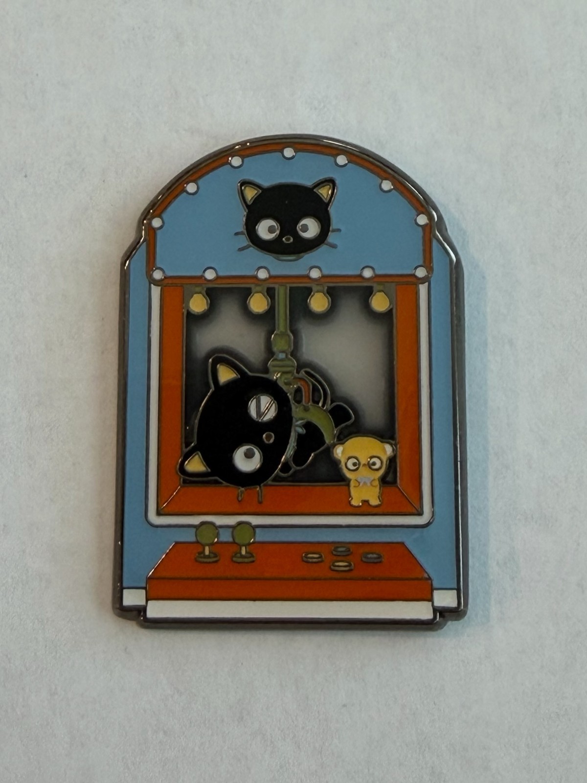 Loungefly Sanrio Claw Machine Cat Disney Pin H6