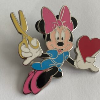 Minnie With Valentine Heart 2001 Scissors LE Disney Pin  (A9)