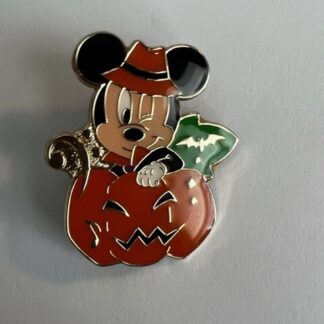 TDS TDL Mickey Mouse Pumpkin Halloween 2017 Game Prize Disney Pin (B0)