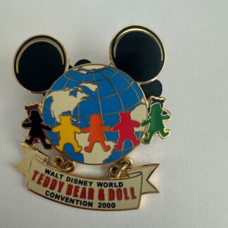 WDW Teddy Bear And Doll Dangle 2000 World Cut Outs Disney Pin (B0)